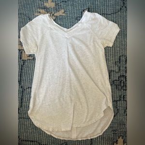 Ivivva girls lululemon shirt! Size 8!